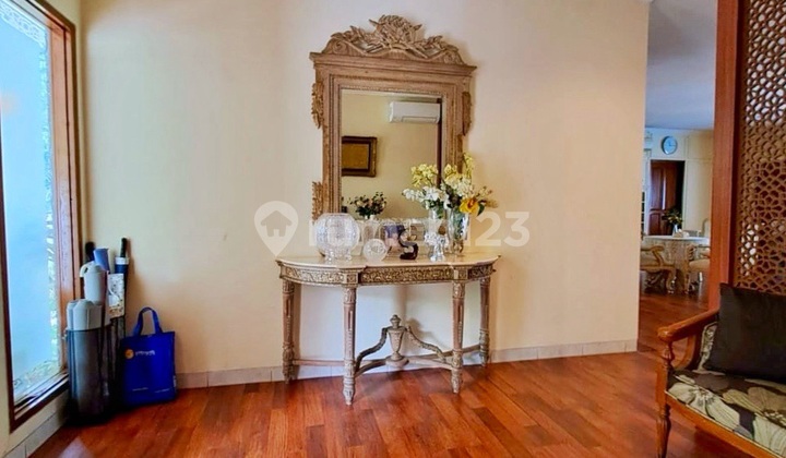 For Rent: House in Dharmawangsa Area, Kebayoran Baru 2