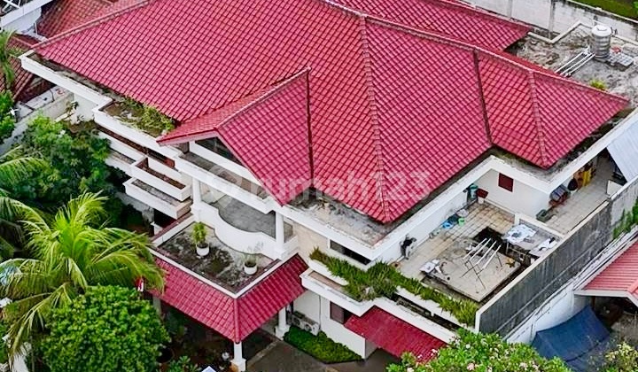 For Sale Classic Design House in Cilandak Area