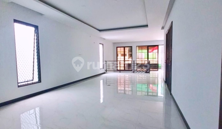 For Sale Brand New House in Senopati Area 2