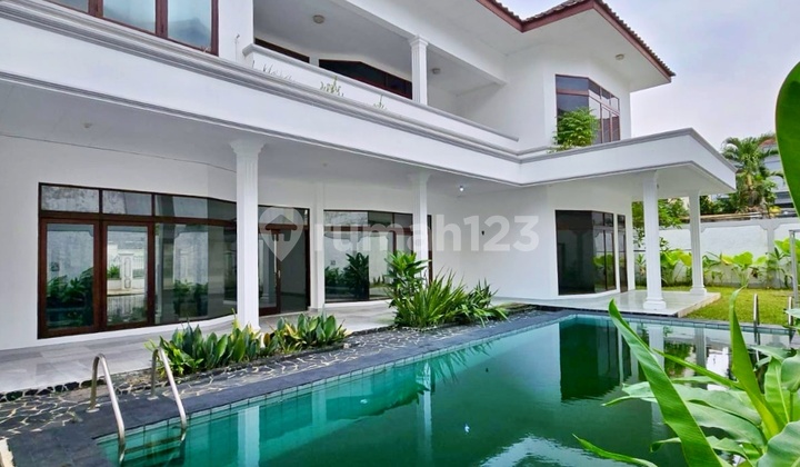 For Rent House in Kemang Selatan Area