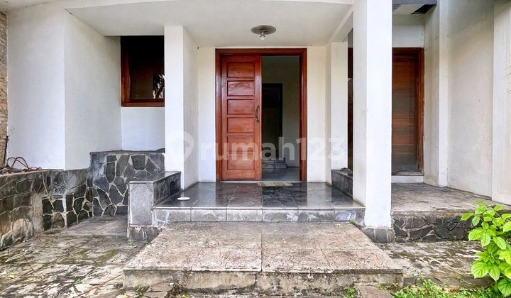 For Sale Tropical Luxury House in Benhil Area 2