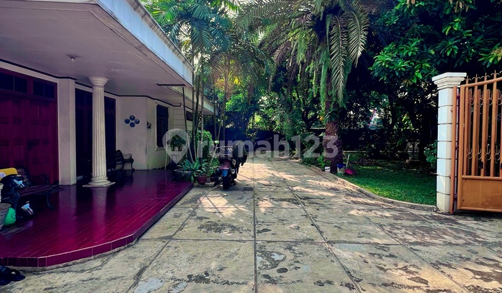 For Sale Strategically Located House in Lebak Bulus