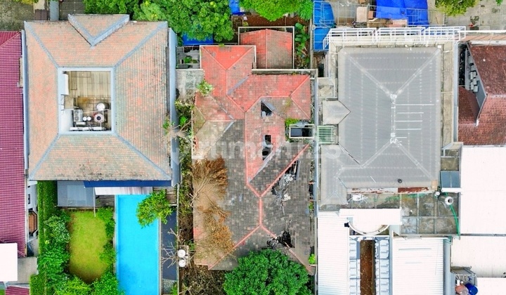 For Sale Dijual Rumah Lama Hitung Tanah di Area Kebayoran Baru For Sale Dijual Rumah Lama Hitung Tanah di Area Kebayoran Baru