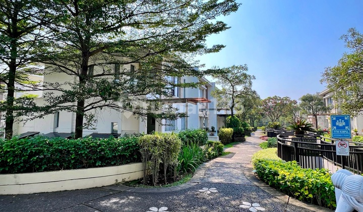 For Sale Beautiful Well-Maintained Fully Furnished House in Lebak Bulus Area