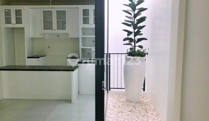 For Rent Disewakan Rumah di Area Pondok Indah 2