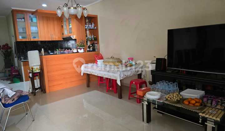 Rumah Sunter Hadap Selatan 2