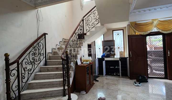 Rumah Sunter Hadap Utara