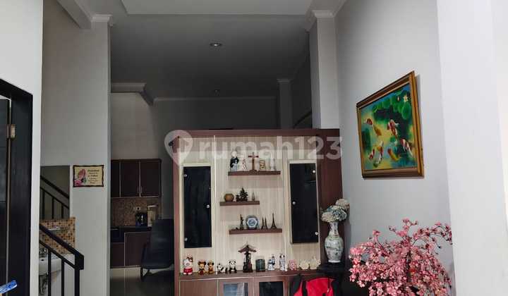 Rumah Sunter Hadap Timur Rumah Sunter Hadap Timur