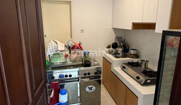 Sunter House with Built-in Closet 2