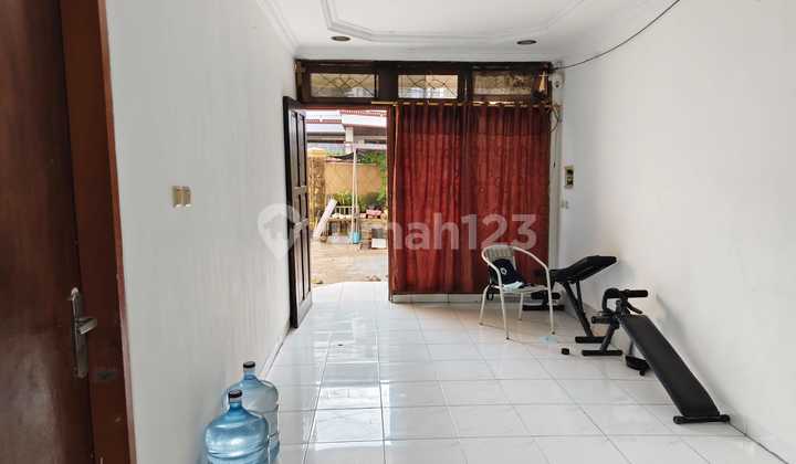 Rumah Sunter Hadap Utara