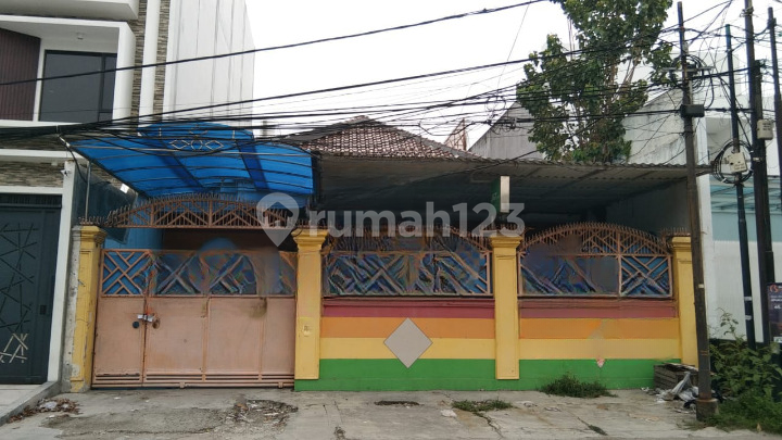 East-Facing Sunter House