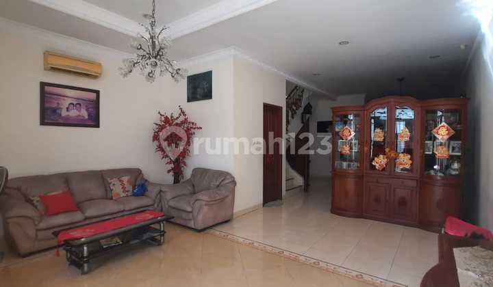 East-facing Sunter House East-facing Sunter House