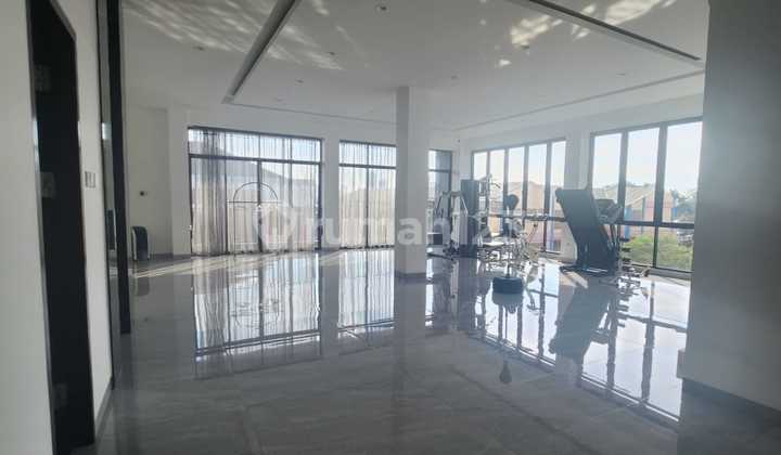 Sunter Good House With Elevator