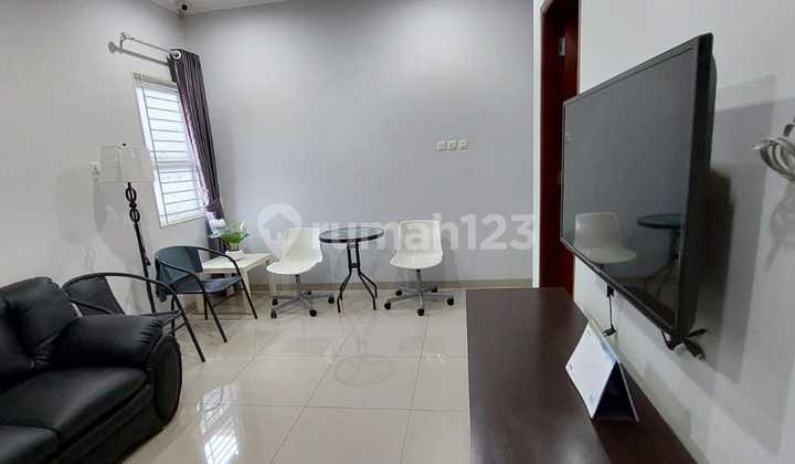 Rumah Sunter Hadap Timur