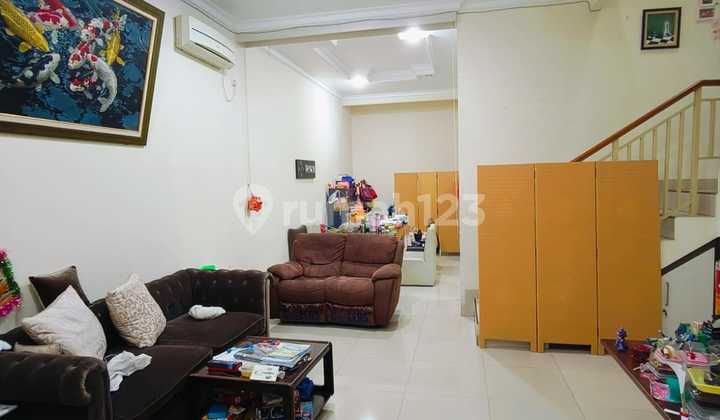 Rumah Sunter Semi Furnish