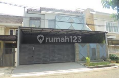 Rumah 2Lt di Lavionda Bsd Sektor 1.5, Selangkah ke Tol & Stasiun
