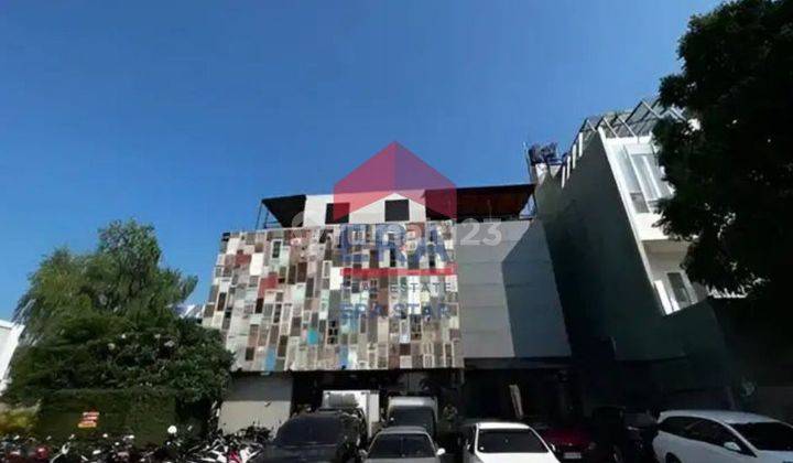 Gedung Hoek 4 Lantai di Cipondoh, Hanya 8 Menit ke Tol Buaran