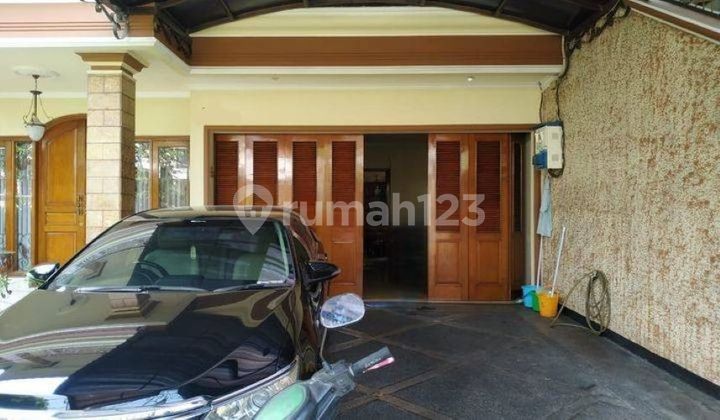 Rumah 2Lt dengan Private Pool di Bintaro Permai Pesanggrahan 2