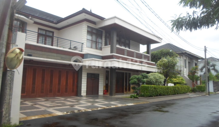 Rumah Mewah 2Lt Dibawah NJOP, Private Pool, di Kemang Utara Rumah Mewah 2Lt Dibawah NJOP, Private Pool, di Kemang Utara