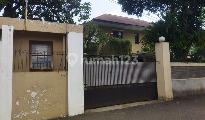 Rumah 2Lt di Mpr Cilandak Barat, Hanya 8 Menit ke Tol & MRT