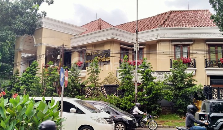 Rumah Hoek di Bintaro Sektor 7, Hanya 8 Menit ke Tol Pondok Aren 2