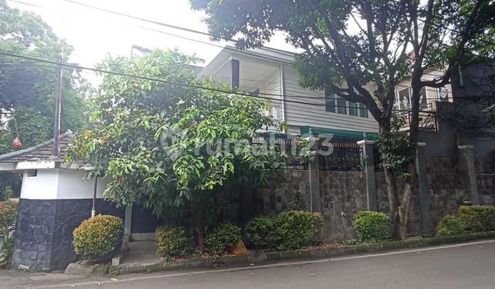 Rumah Hoek 2lt di Maleo Bintaro, Hanya 11 Menit ke Tol Viaduct 2