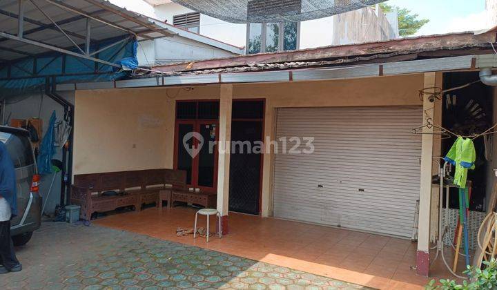 Rumah Pinggir Jalan 1.5lt di M Kahfi, Jagakarsa, Jakarta Selatan 2