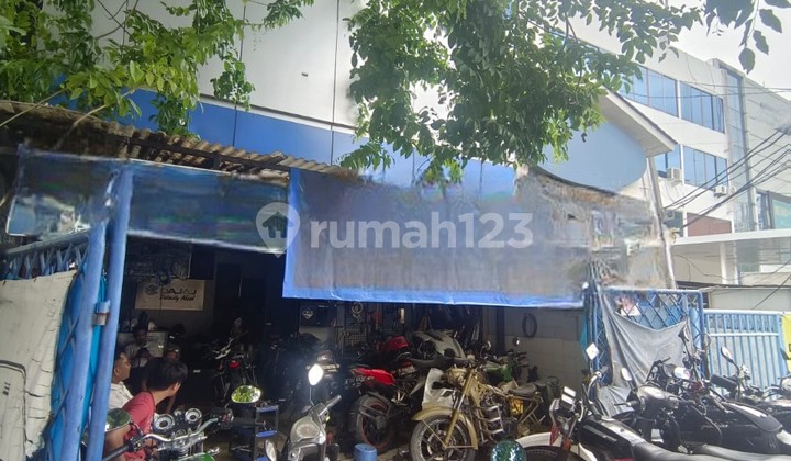 Ruko Hoek 3Lt & Kost di Arteri Pondok Indah, Dekat Gandaria Pim