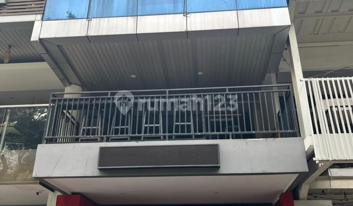 4-Storey Shop House in Kebon Sirih Business Center, Steps Away from Thamrin CBD