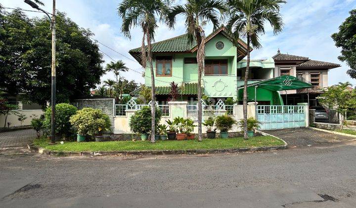 Rumah Hoek 2 Lantai di Villa Melati Mas, Serpong Utara 1