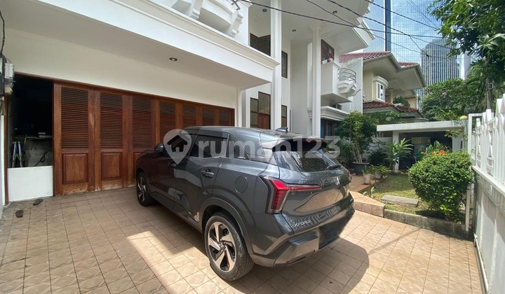 A 2-story house in Kuningan Setiabudi, only 8 minutes to Semanggi Toll Gate. 2