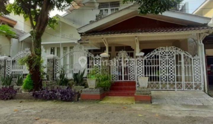 Rumah 2 Lantai di Camar, Bintaro Sektor 3, Tangerang Selatan 2