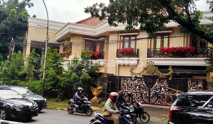 Rumah Hoek di Bintaro Sektor 7, Hanya 8 Menit ke Tol Pondok Aren