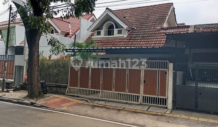 House in Kencana Loka BSD, Only 7 Minutes to Serpong Toll Road 2