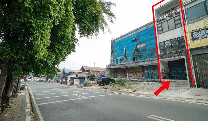 Ruko 4 Lantai di Bintaro Raya, Kebayoran Lama, Jakarta Selatan 2