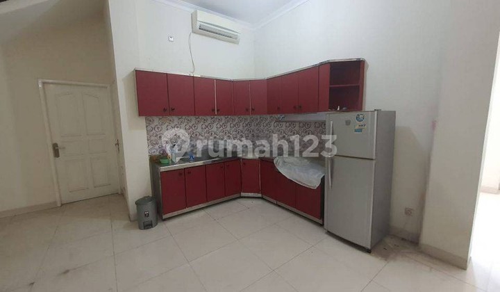 Rumah Hoek 2Lt di Kartini Sawah Besar, Selangkah ke Pusat Grosir 2