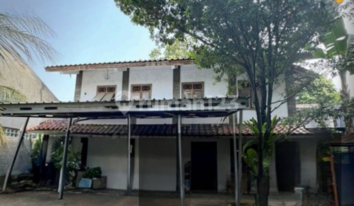 Rumah 2 Lantai di Haji Usman Rempoa, Selangkah ke MRT Lebak Bulus Rumah 2 Lantai di Haji Usman Rempoa, Selangkah ke MRT Lebak Bulus