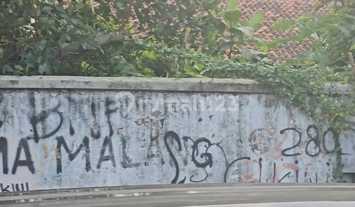 Rumah Hoek Hitung Tanah di Cilosari Cikini Menteng 2