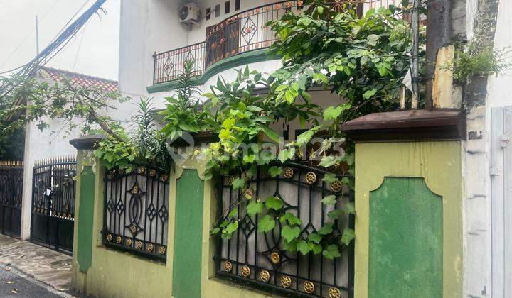 Rumah 2Lt di Kenanga Tanjung Barat, Selangkah ke Tol Jorr & KRL 2