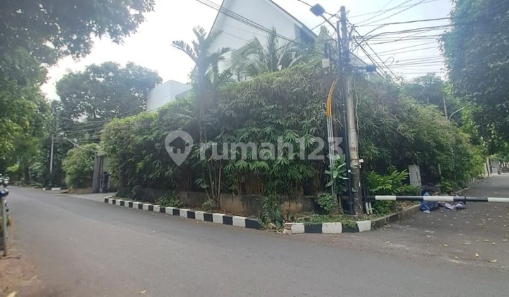 Rumah Mewah Hoek 3lt Dengan Kolam Renang Di Taman Radio Dalam 2