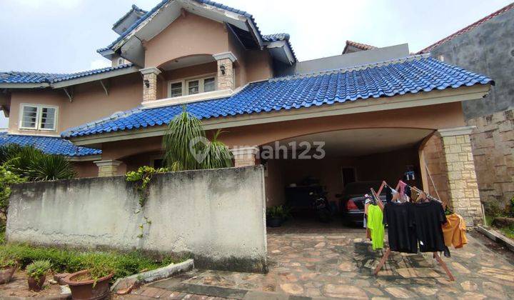garasi/carport rumah hoek 3lt di villa
