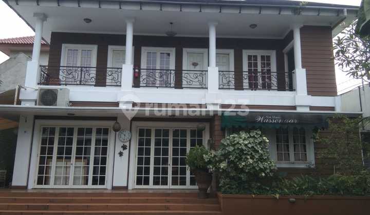 Rumah Mewah 2Lt dengan Kolam Renang di Pisangan Raya Cireundeu 2