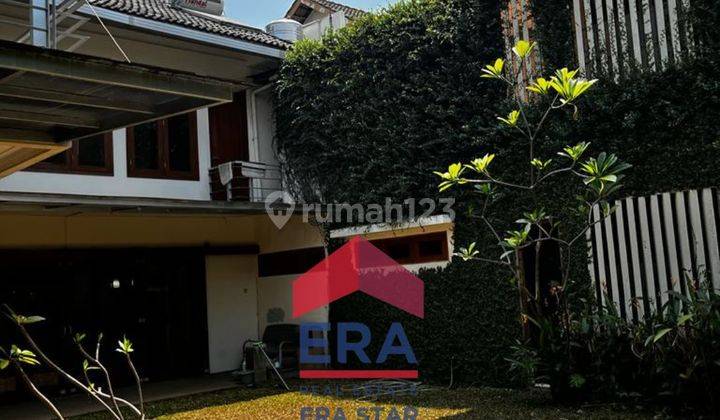 Rumah Cantik 2 Lantai, Semi furnished di Kemang Pratama, Bekasi 2