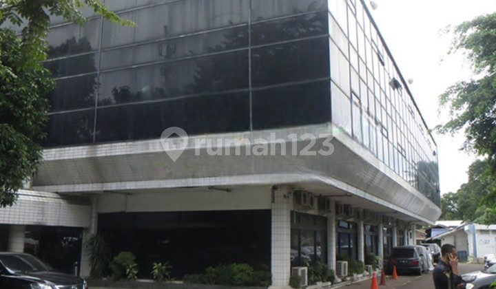 Gedung 3 Lantai Dibawah Harga Pasar di Ampera Raya Cilandak Gedung 3 Lantai Dibawah Harga Pasar di Ampera Raya Cilandak