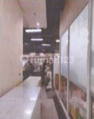 Gedung Hoek 6 Lantai di Setiabudi, Hanya 12 Menit Ke Tol Semanggi