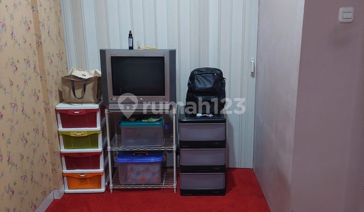 Good and Strategic Shop House, Negotiable Price Until Deal, Legenda Wisata. Good and Strategic Shop House, Negotiable Price Until Deal, Legenda Wisata.