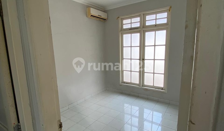 Well-Maintained Comfortable Rental House in the Dream Cluster of Legenda Wisata Cibubur