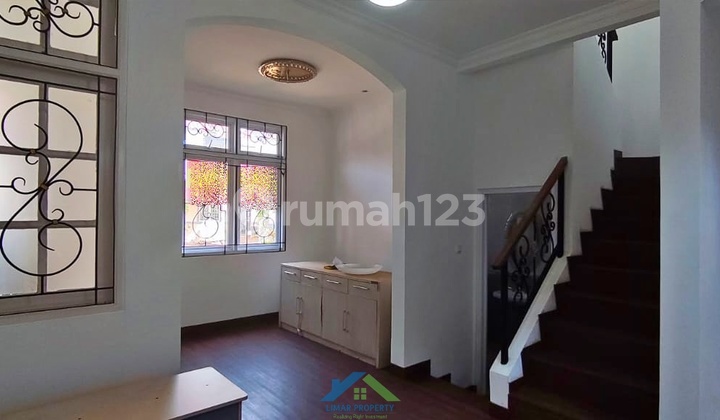 Rumah Siap Huni Harga Nego Sampai Deal di Legenda Wisata Cibubur 2