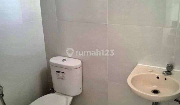 Rumah Cantik Siap Huni Harga Nego di Kota Wisata Cibubur 2