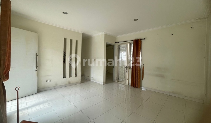 Rumah 2 Lantai Siap Huni dan Strategis di Legenda Wisata Cibubur 2